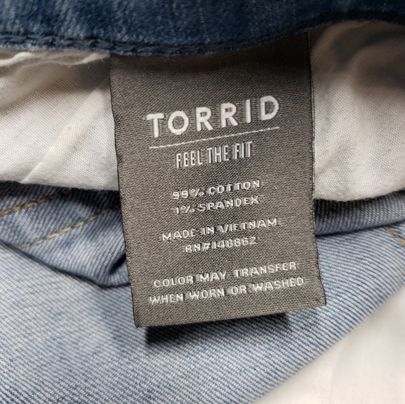Torrid Crop Boyfriend Straight Stretch Mid-Rise Jean Cropped Size 20R - Picture 5 of 15